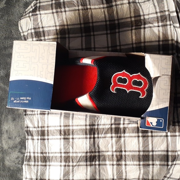 MLB Other - Boston Red Sox slippers